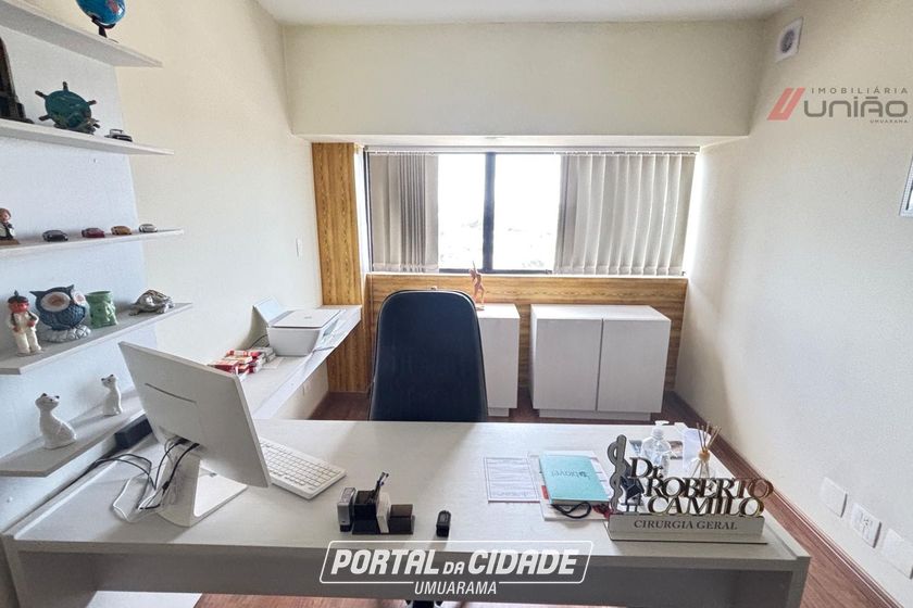 Sal&atilde;o Comercial &agrave; venda - 53m&sup2; - Zona I