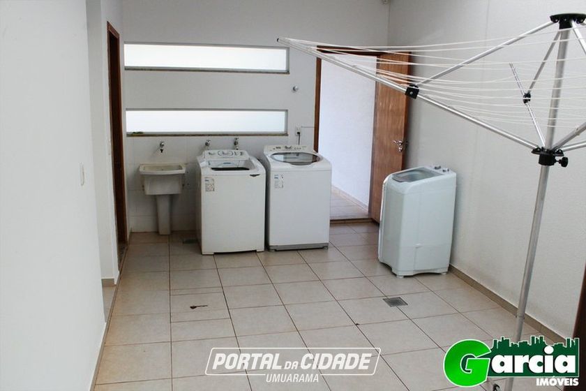 Sobrado &agrave; venda - 300m&sup2; - Jardim Veleiros