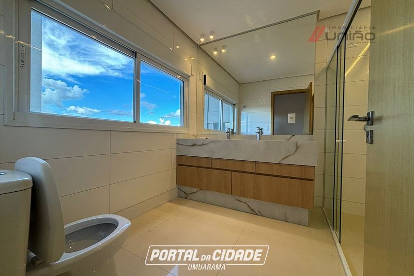 Apartamento &agrave; venda - 180m&sup2; - Zona III