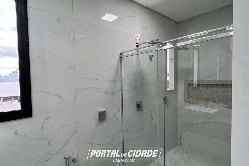 Sobrado &agrave; venda - 360m&sup2; - Condom&iacute;nio Royal Garden