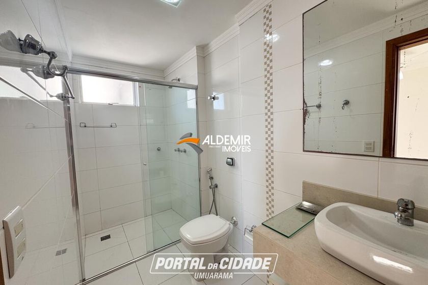 Apartamento &agrave; venda - 111m&sup2; - Zona 3