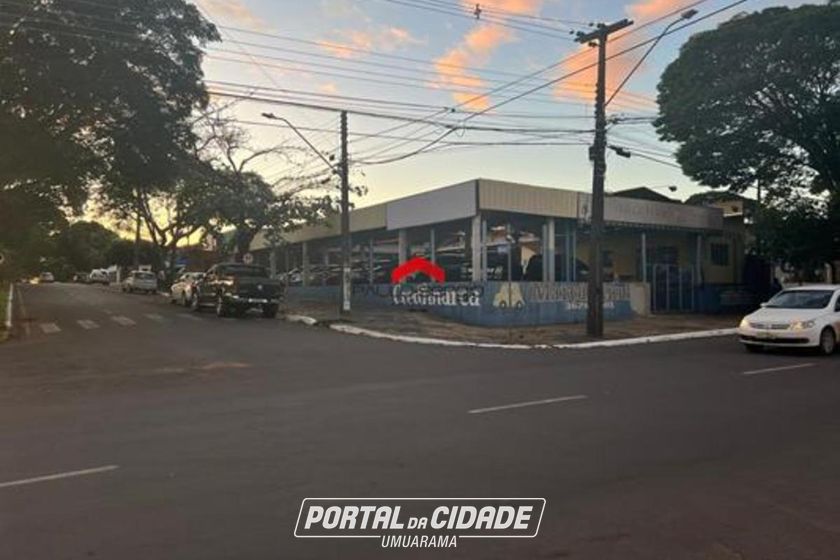 Sal&atilde;o Comercial &agrave; venda - 516m&sup2; - Jardim Para&iacute;so