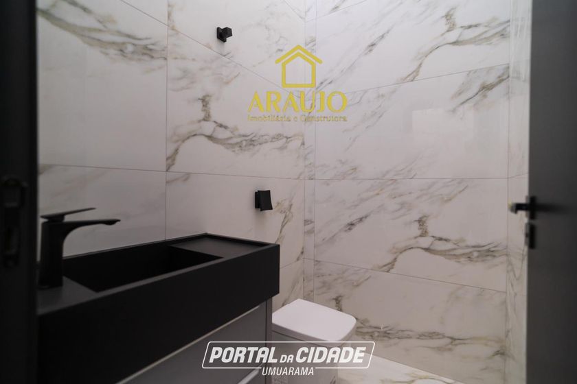 Casa &agrave; venda - 250m&sup2; - Zona VII