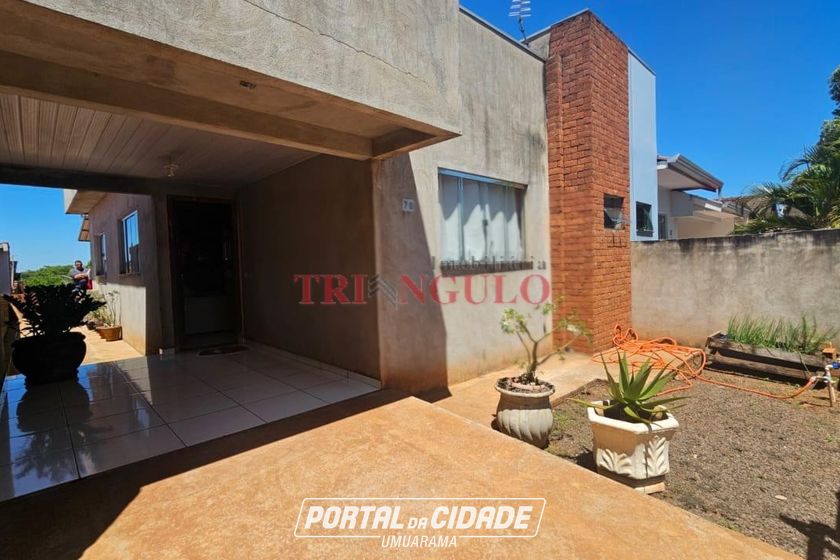 Casa &agrave; venda - 74m&sup2; - CENTRO