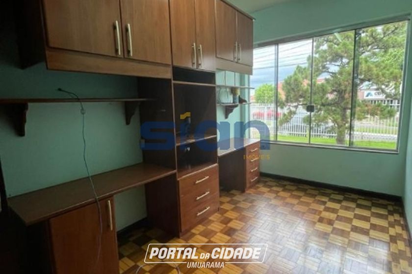Casa para alugar - 308m&sup2; - Zona III