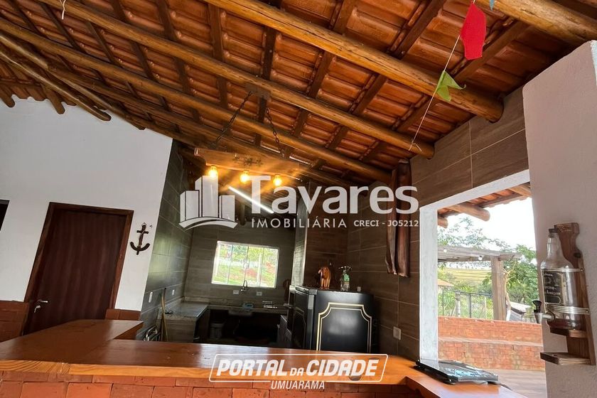 Ch&aacute;cara &agrave; venda - 6050m&sup2; - Zona VII