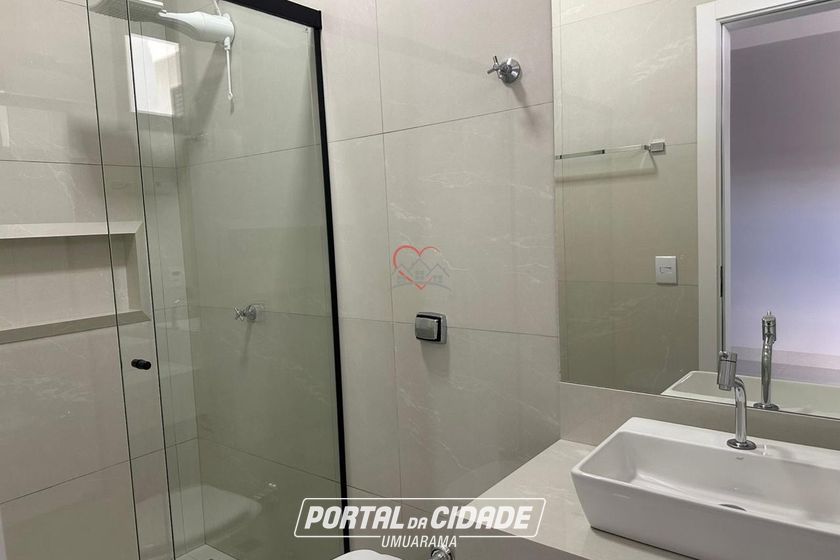 Casa &agrave; venda - 110m&sup2; - Jardim Cima