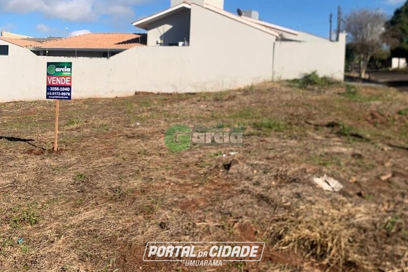 Terreno &agrave; venda - 239m&sup2; - -