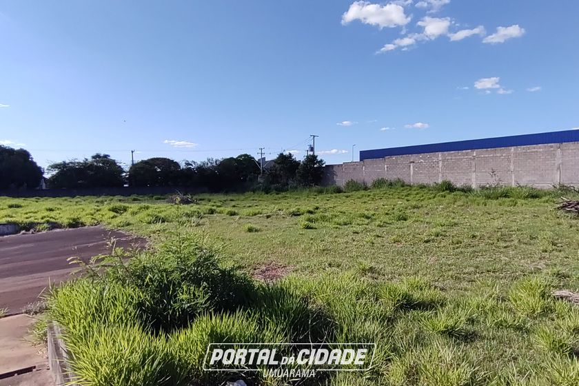 Sal&atilde;o Comercial para alugar - 940m&sup2; - Zona I-a