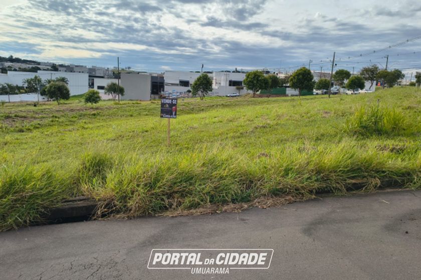 Terreno &agrave; venda - 240m&sup2; - Parque Residencial Interlagos