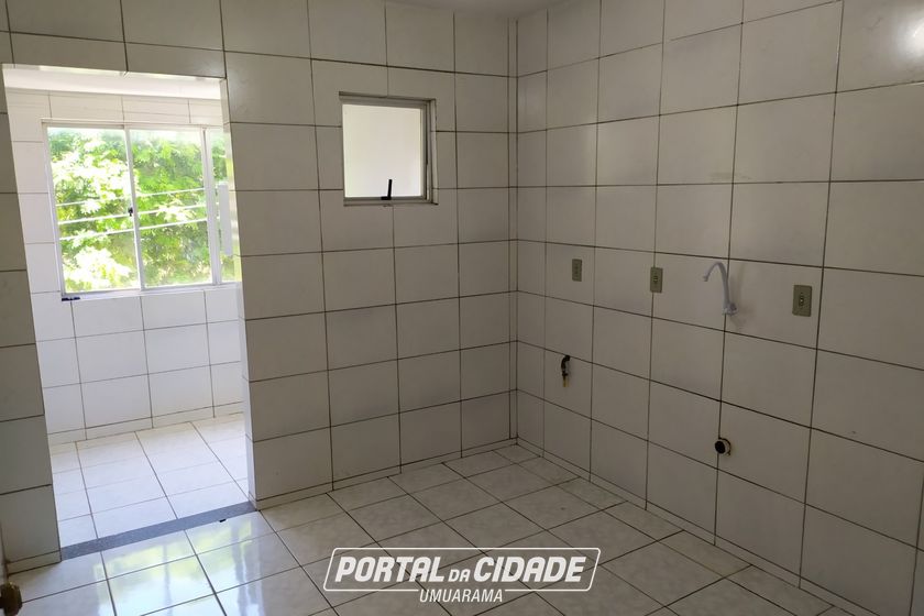 Apartamento para alugar - 95m&sup2; - ZONA III