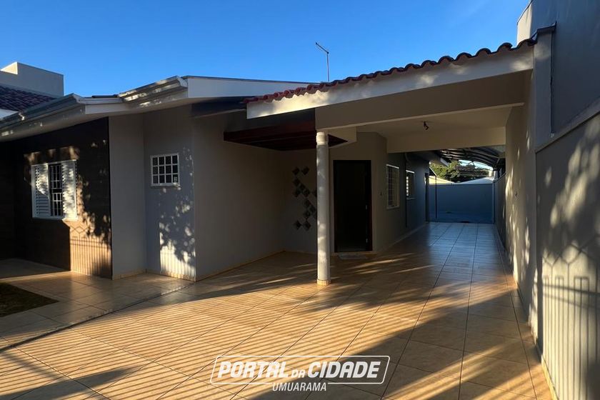 Casa para alugar - 100m&sup2; - Jardim Alphavile