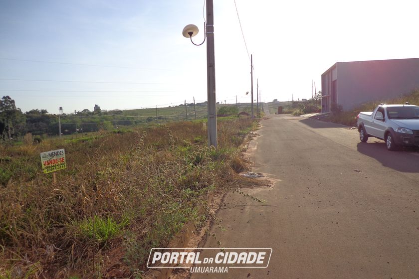 Terreno &agrave; venda - 376m&sup2; - Parque Firenze