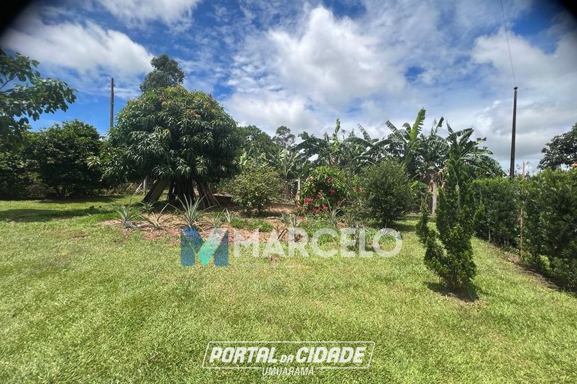 Ch&aacute;cara &agrave; venda - 4597m&sup2; - -