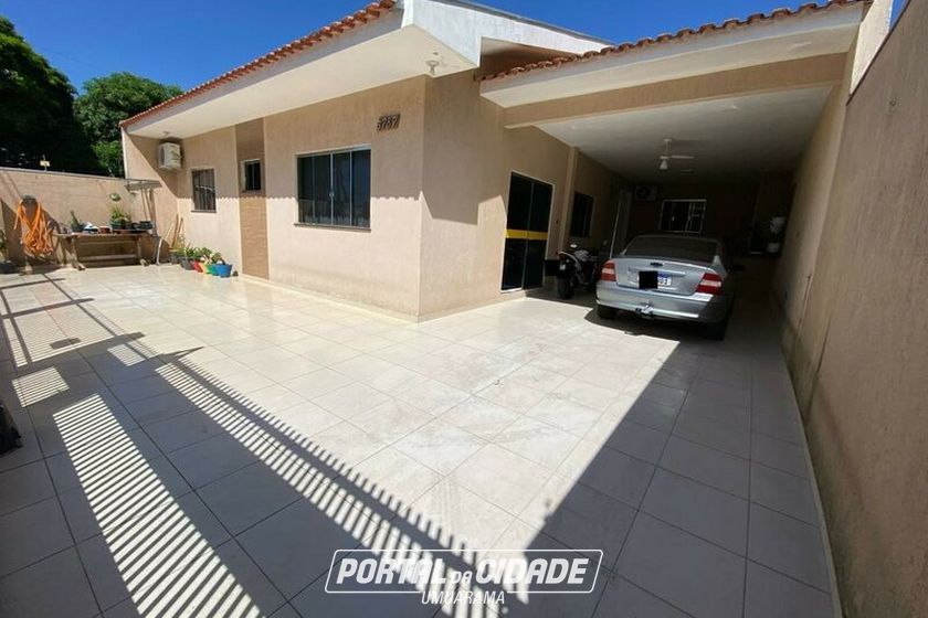 Casa &agrave; venda - 158m&sup2; - ZONA VI