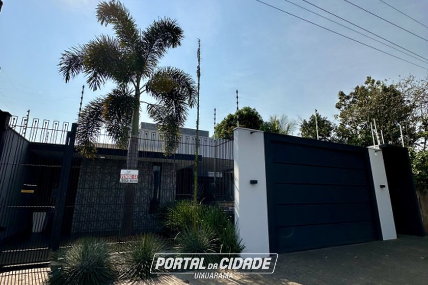 Casa &agrave; venda - 297m&sup2; - Rua Saldanha da Gama