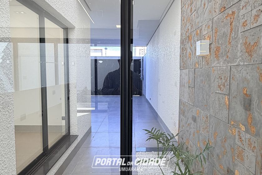 Sobrado &agrave; venda - 200m&sup2; - Jardim Colorado