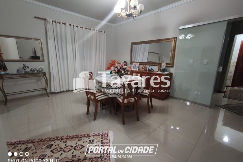 Casa &agrave; venda - 300m&sup2; - Zona II