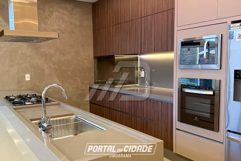 Casa &agrave; venda - 280m&sup2; - Zona VII