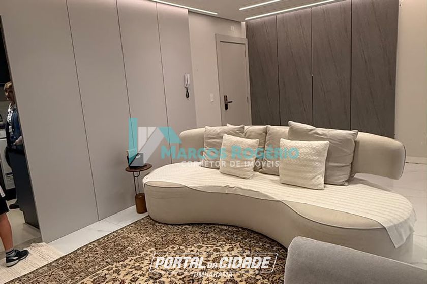 Apartamento &agrave; venda - 180m&sup2; - Zona III