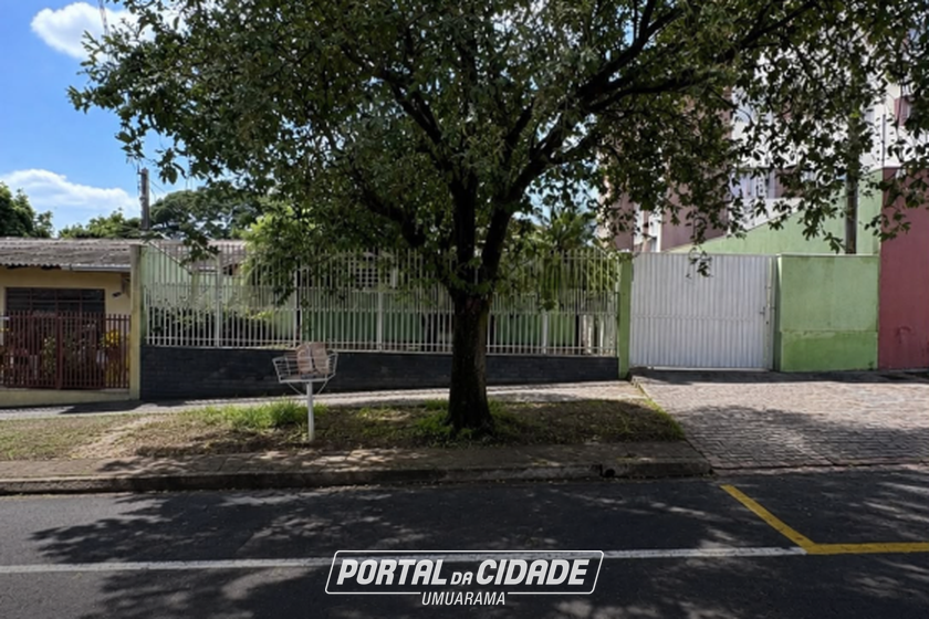 Casa &agrave; venda - 449m&sup2; - Zona II