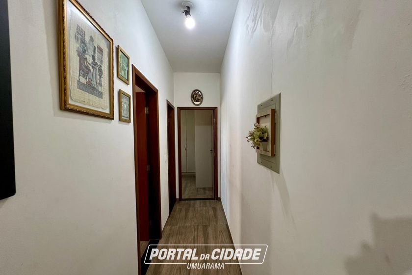 Casa &agrave; venda - 200m&sup2; - Zona IV