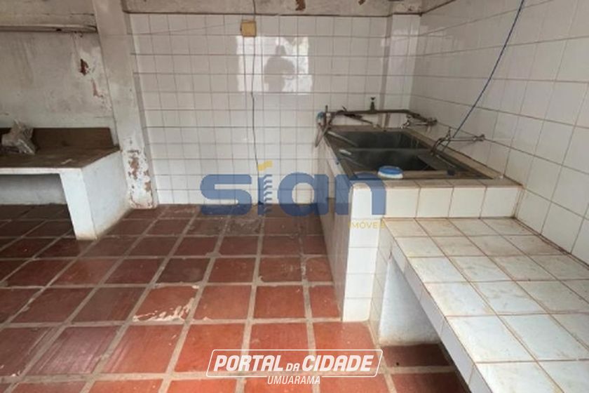 Casa para alugar - 308m&sup2; - Zona III