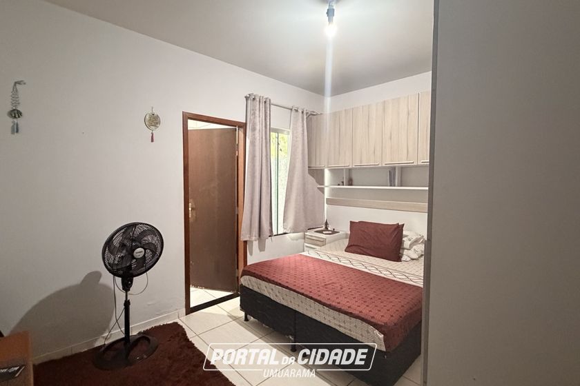 Casa &agrave; venda - 102m&sup2; - Parque Residencial Interlagos