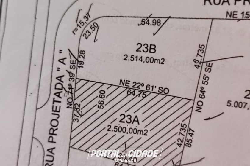 Ch&aacute;cara &agrave; venda - 2500m&sup2; - LAGOA DOURADA