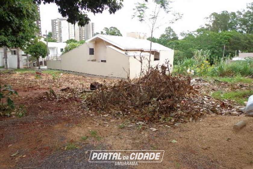 Terreno &agrave; venda - 261m&sup2; - Parque dos Bandeirantes