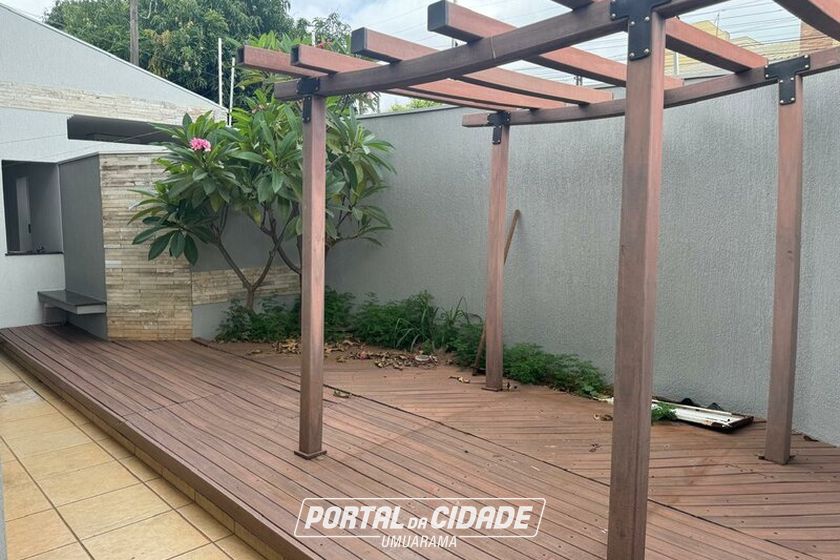 Casa &agrave; venda - 100m&sup2; - Jardim Tamoio