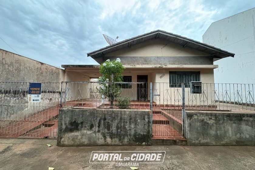 Casa &agrave; venda - 490m&sup2; - Zona II