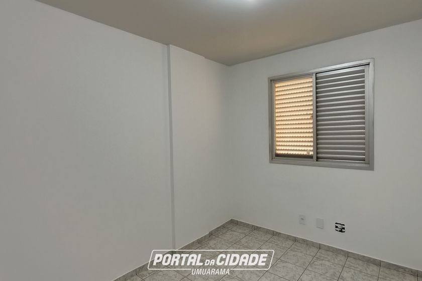 Apartamento para alugar - 78m&sup2; - ZONA II