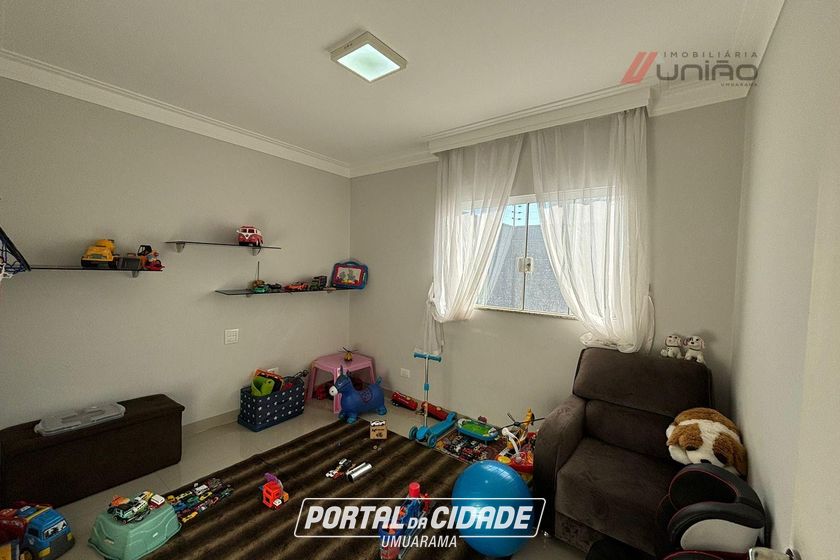 Casa &agrave; venda - 216m&sup2; - Jardim Vit&oacute;ria R&eacute;gia