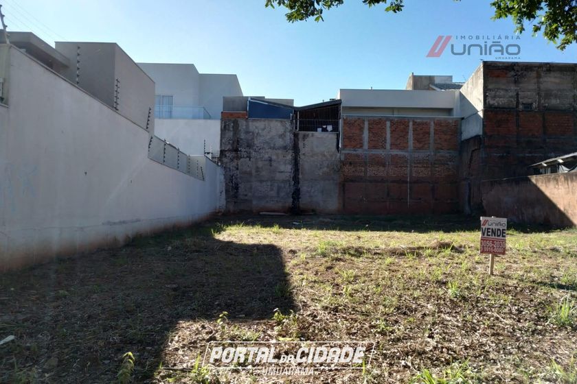 Terreno &agrave; venda - 212m&sup2; - Zona I-a