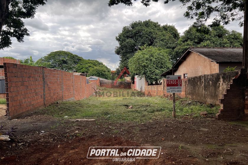 Terreno &agrave; venda - 245m&sup2; - Zona V