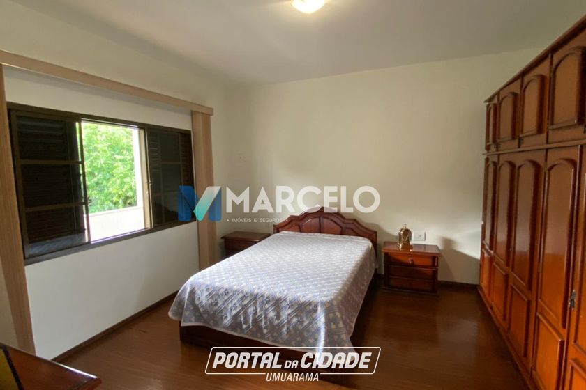 Sobrado &agrave; venda - 223m&sup2; - Zona II