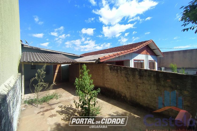 Casa &agrave; venda - 360m&sup2; - Parque Tarum&atilde;