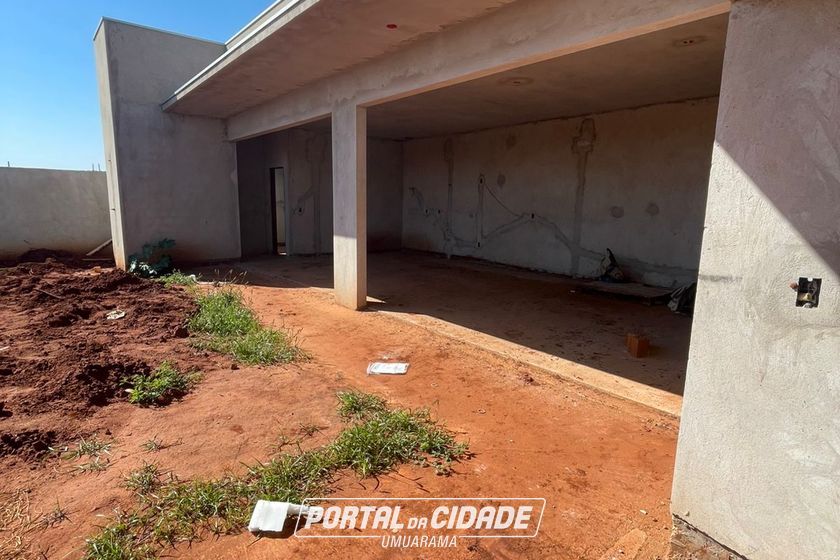 Casa &agrave; venda - 200m&sup2; - Porto Camargo