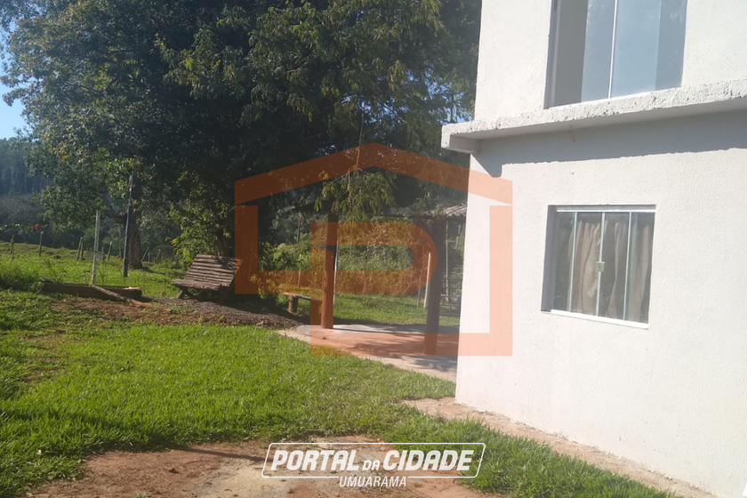 Ch&aacute;cara &agrave; venda - 20000m&sup2; - Zona Rural