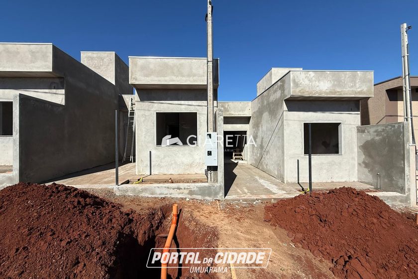 Casa &agrave; venda - 42m&sup2; - JARDIM PINHEIRINHO