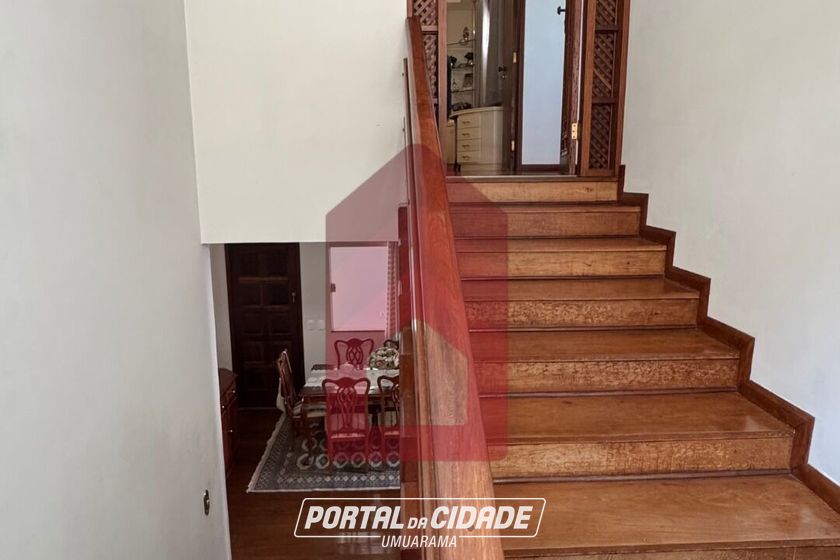 Casa &agrave; venda - 332m&sup2; - Zona I