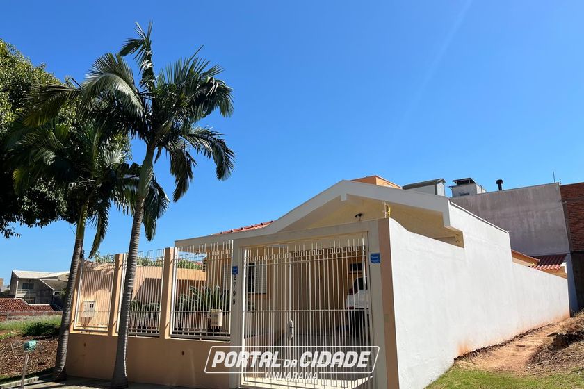 Casa &agrave; venda - 250m&sup2; - Parque do Lago