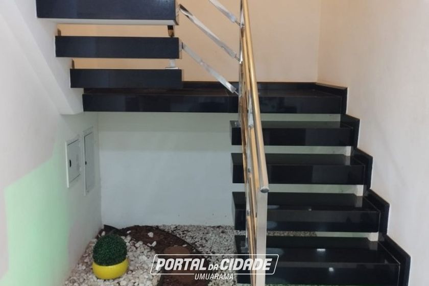 Casa &agrave; venda - 250m&sup2; - Parque Alto da Paran&aacute;