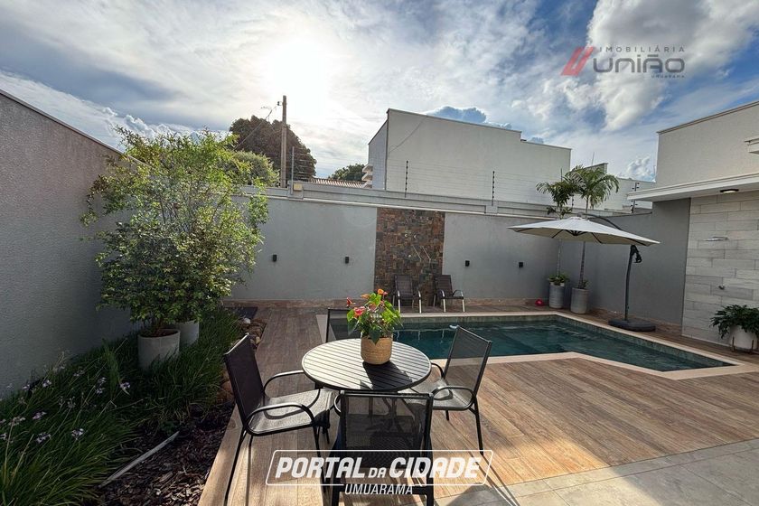 Casa &agrave; venda - 230m&sup2; - Conjunto Residencial Portal das &Aacute;guas