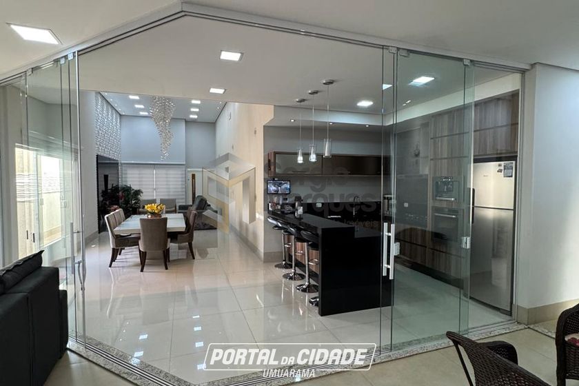 Casa &agrave; venda - 415m&sup2; - Zona V