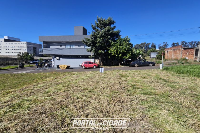 Terreno &agrave; venda - 205m&sup2; - JARDIM AEROPORTO II
