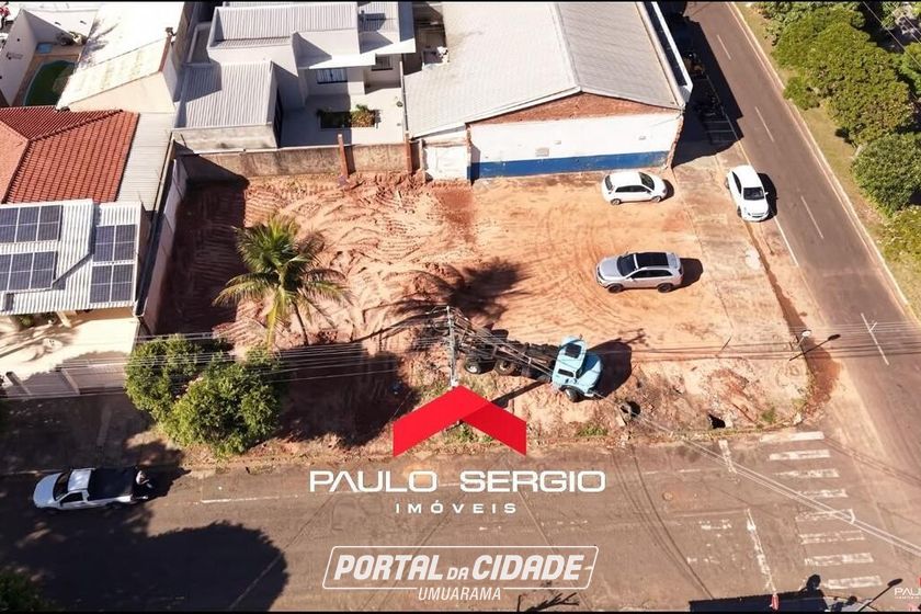 Terreno &agrave; venda - 450m&sup2; - Jardim Igua&ccedil;u