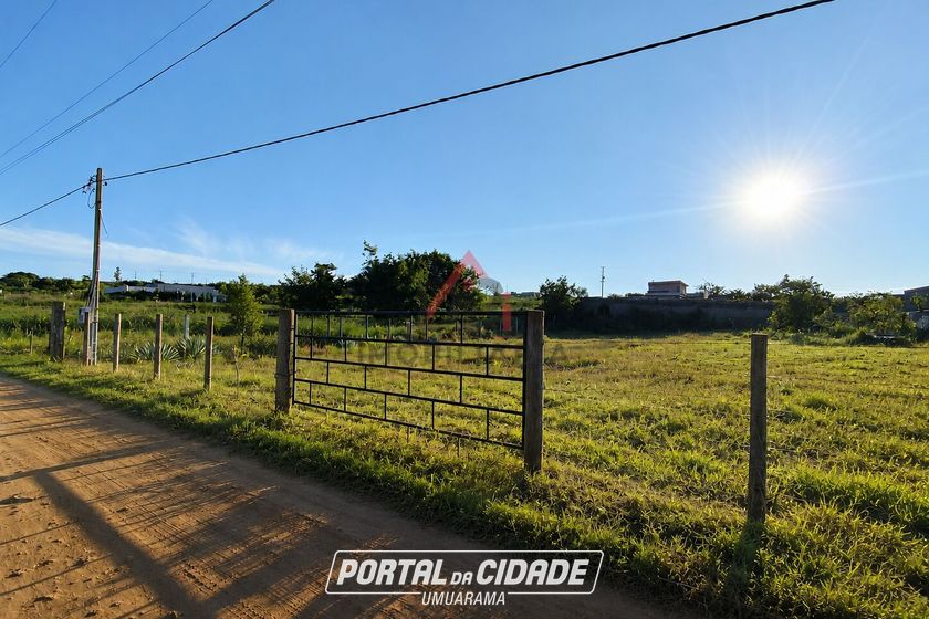 Terreno &agrave; venda - 1000m&sup2; - &Aacute;rea Rural de Umuarama