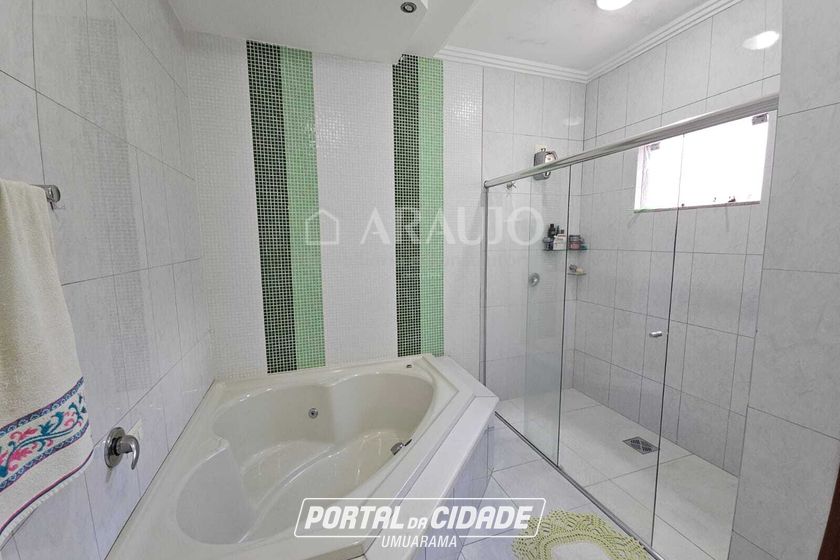 Sobrado &agrave; venda - 272m&sup2; - Zona III